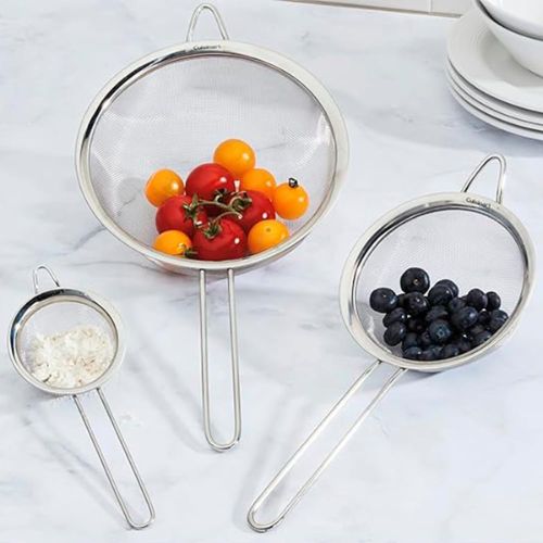 Fine mesh kitchen strainer for food preparation